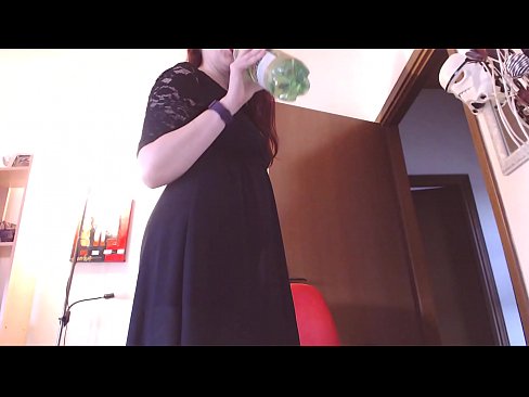 ❤️ Një skllav i nënshtruar që i pëlqejnë brekët e pista dhe të shijshme detyrohet të masturbojë pasi shikon këtë video! Porno ruse tek ne sq.fullsexmovs.ru ❌️